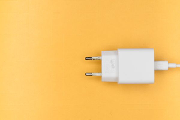 Universal Wall Adapter (White)